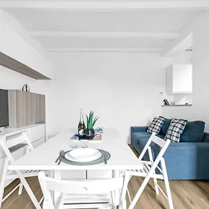 apt-lo3-navigli-chic.italymilanhotels.net/